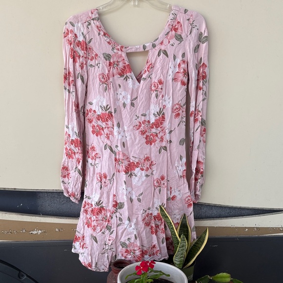 Hollister Pink Floral Long Sleeve Dress - Picture 2 of 9